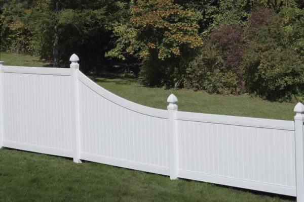 Swooped Vinyl Fence White Chesterfield