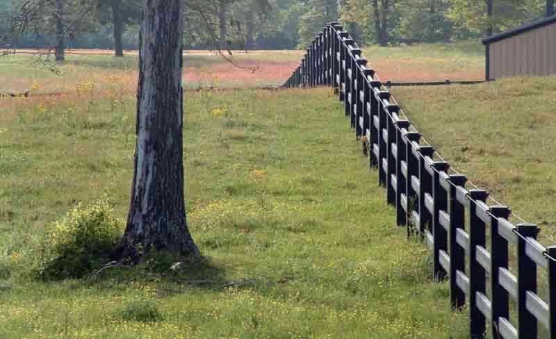 black privacy fence