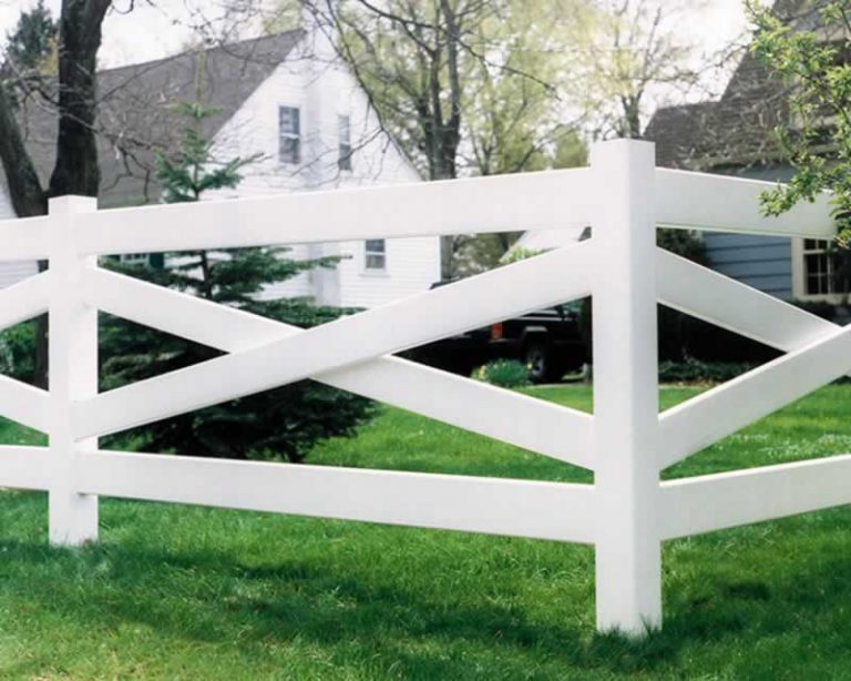 Crossbuck Horse Fence A Vinyl Fence Vinyl Fence Privacy Fence