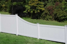 White Vinyl Fence Lexington with Swoop