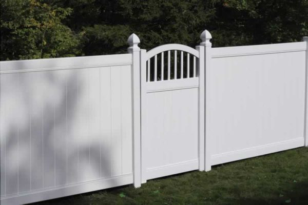 Convex Vinyl Fence Gate White